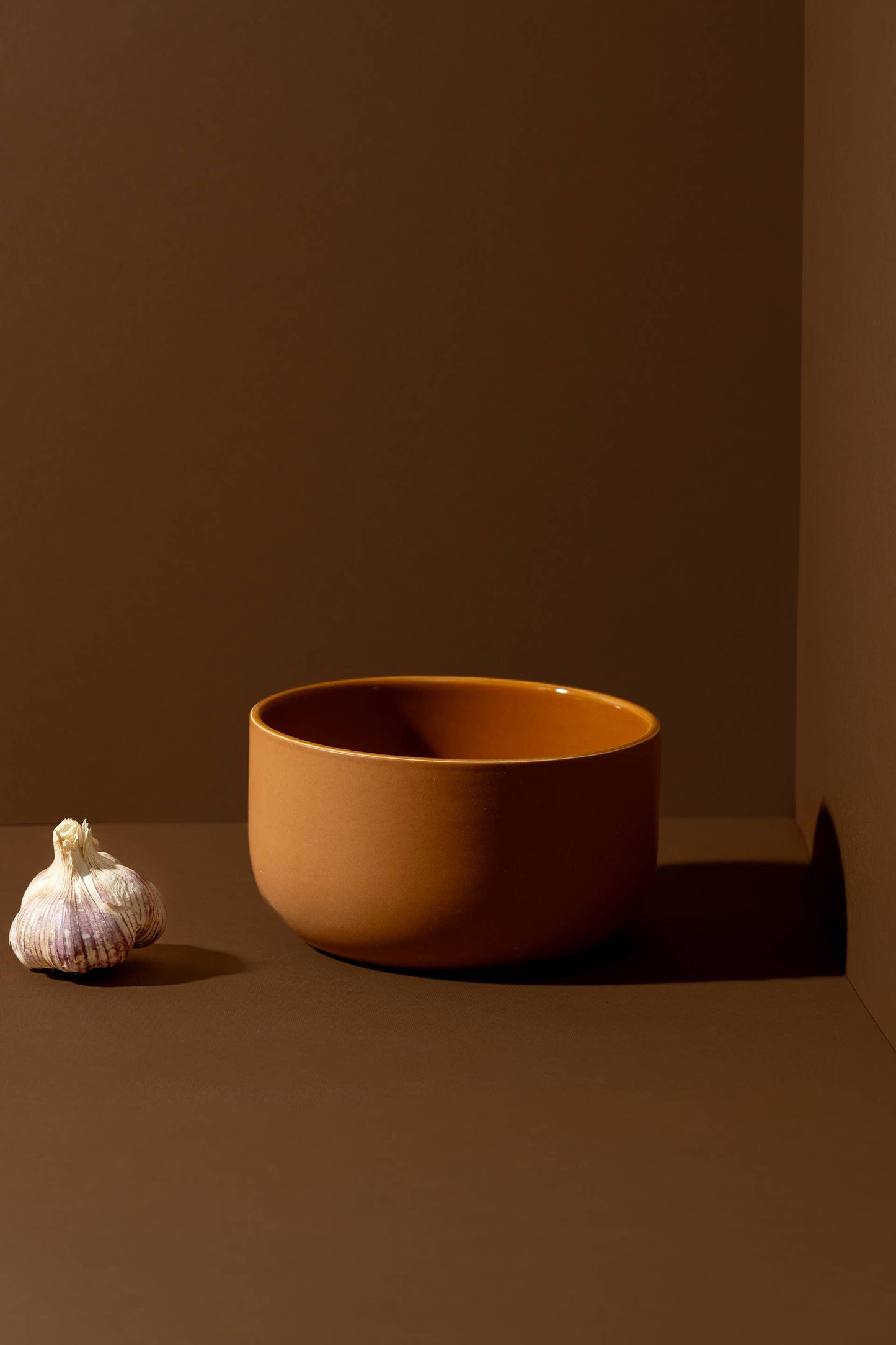Stoneware Serving Bowl | Youlha 68 Oz: Matte Terracotta/ Shiny Terracotta