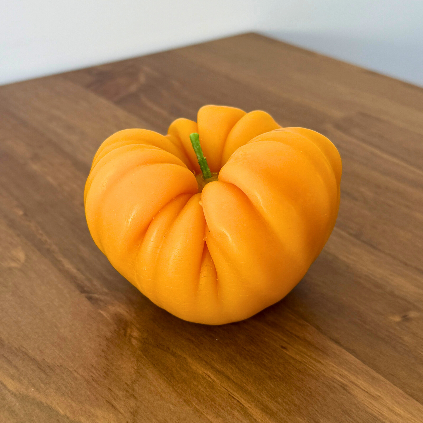 Beeswax Golden Heirloom Tomato Candle