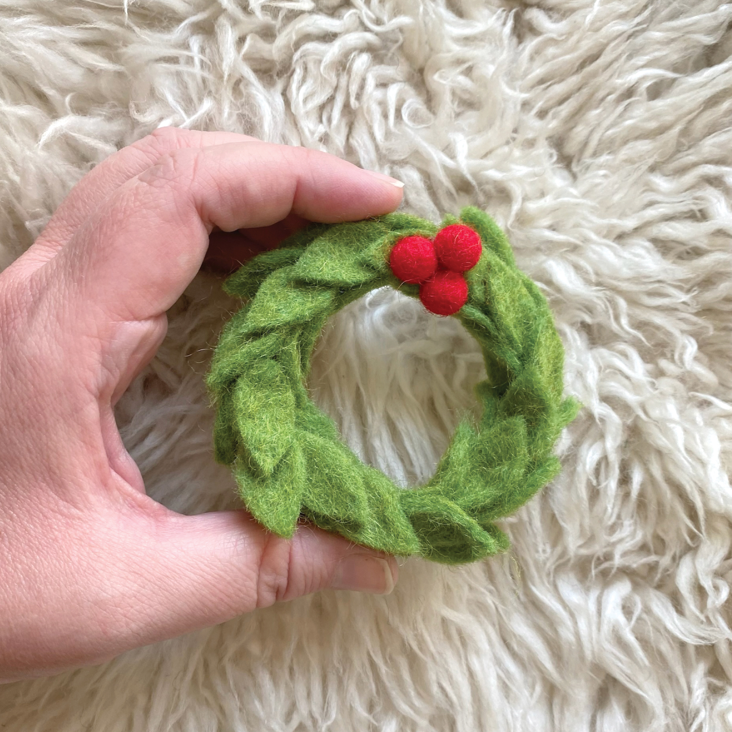 Felt Wreath With Berries | 1 Wreath