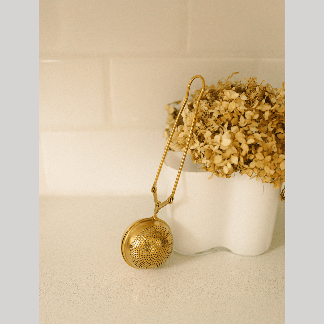 Stainless Steel Tea Strainer | Infuser | Gold