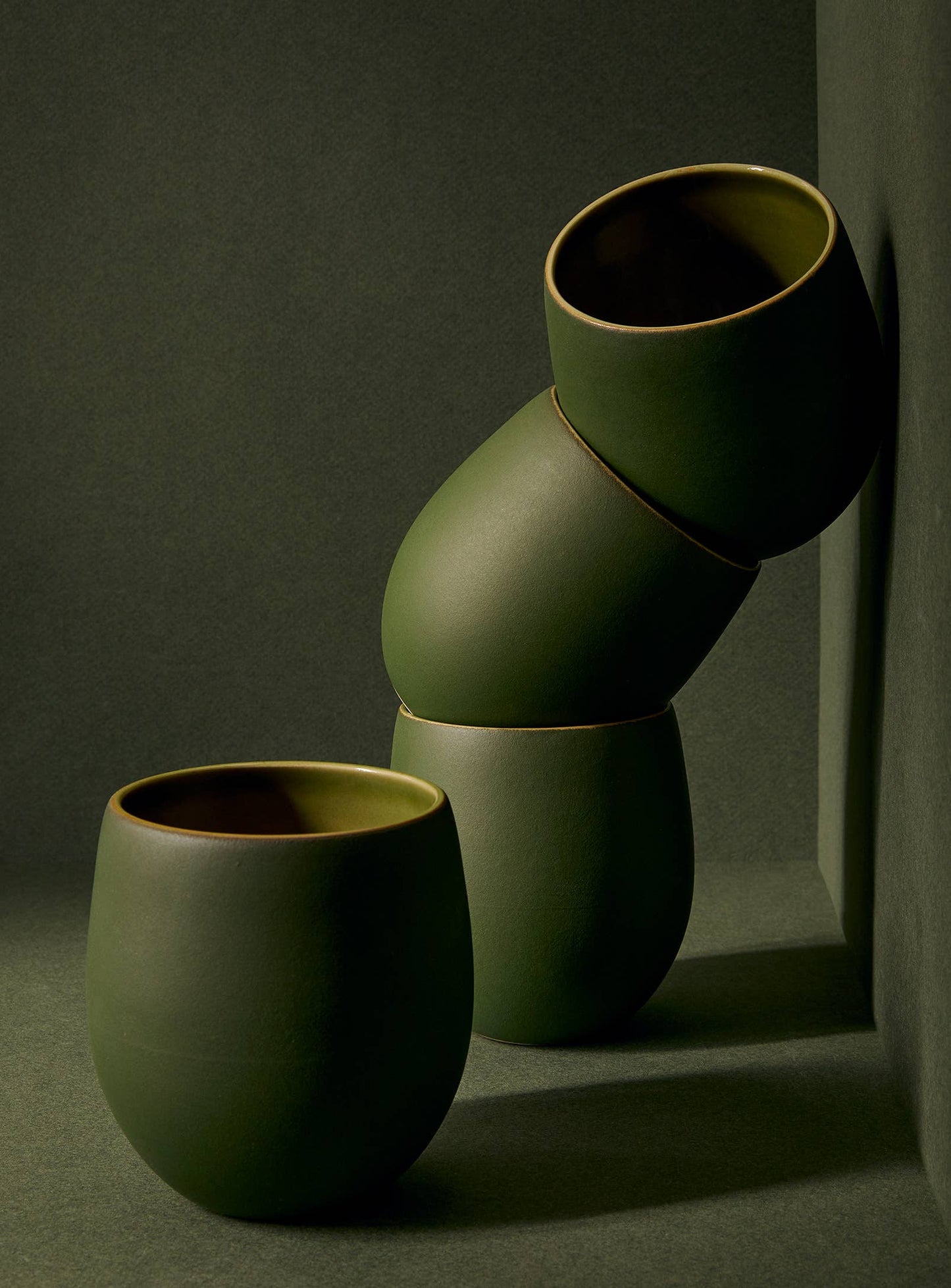 Stoneware Coffee & Tea Cup | Epa 15 oz: Matte Green/Shiny Green