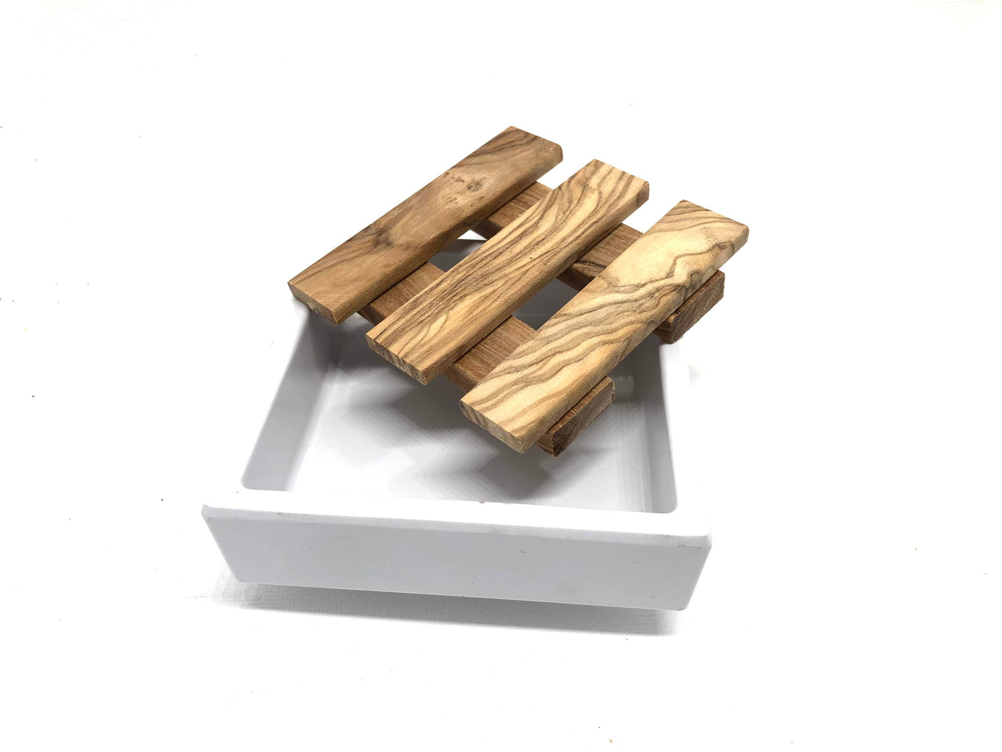 White soap dish 7.5 x 7.5 cm melamine olive wood inlay