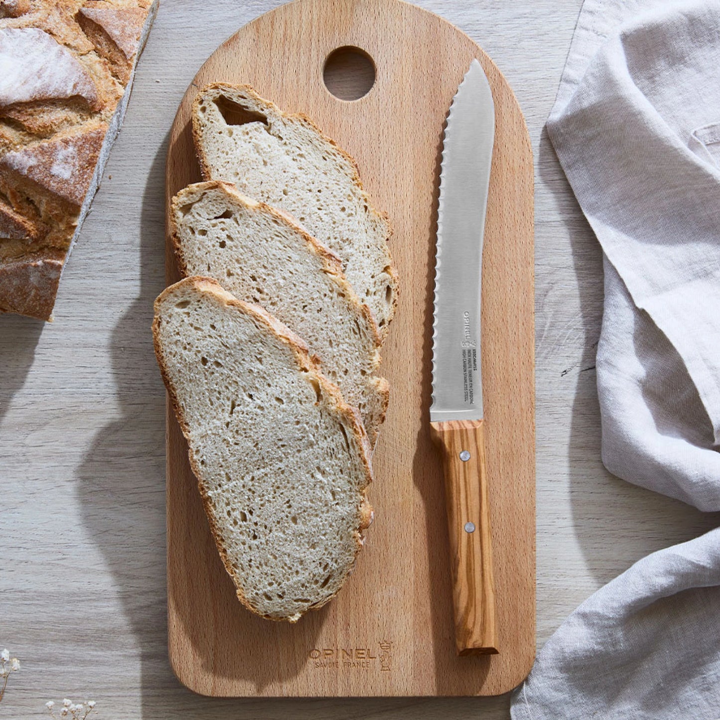 Parallèlè No 116 Bread Knife