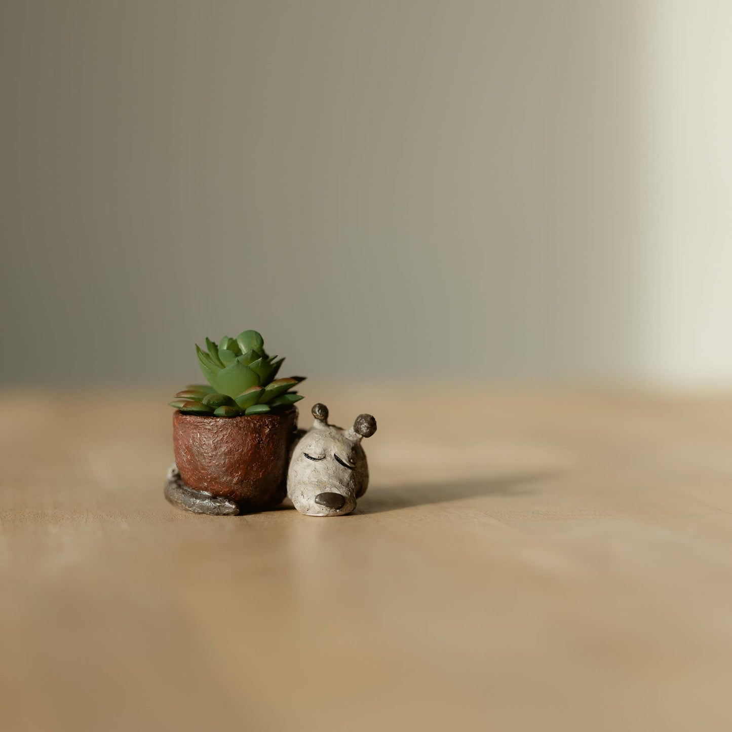 Baby Dreamer Dog Mini Blobhouse Planter